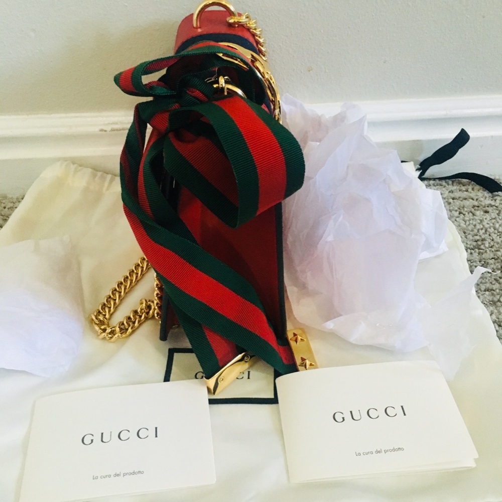New Authentic Gucci Leather Shoulder bag Mini Red - Picture 8 of 12